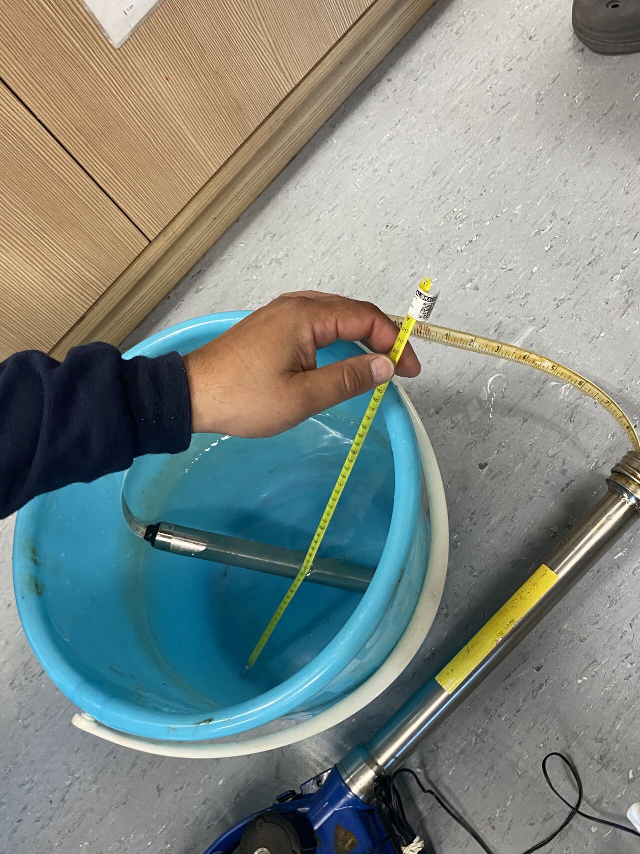 Supervisión de descarga de buque tanque