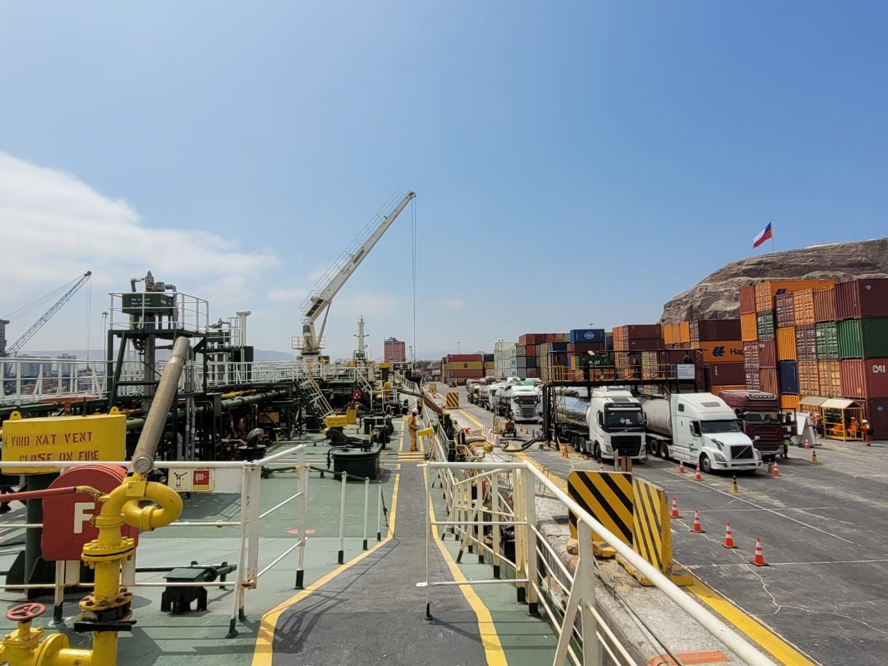 BZ en Acción | Inspección de descarga de Asfalto en Quintero y Arica