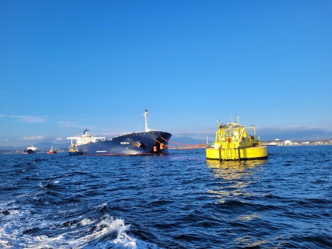 Two boats in the sea